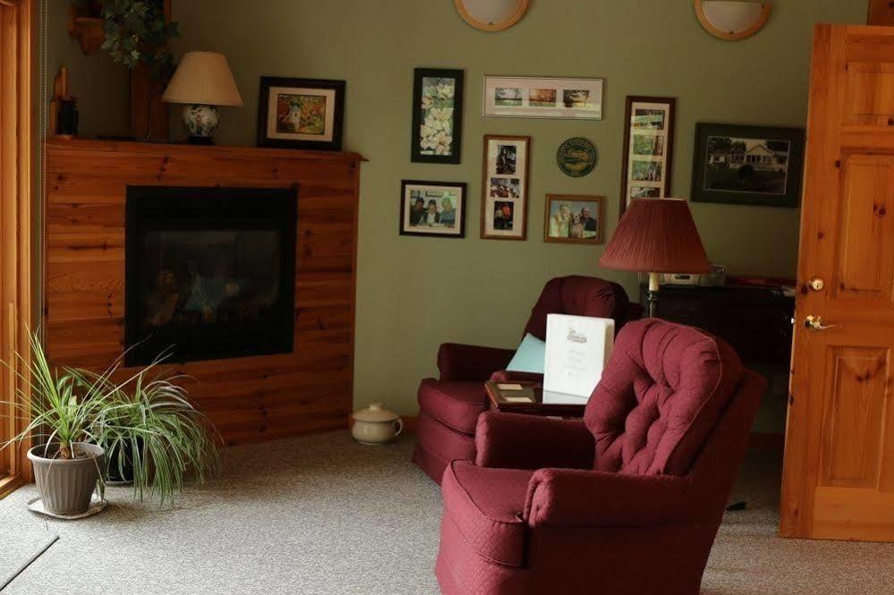 Sunny Rock Bed & Breakfast Minden Exterior foto